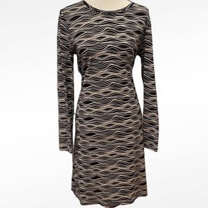 Long sleeve black and white fit and flair multi prints dress Sz L